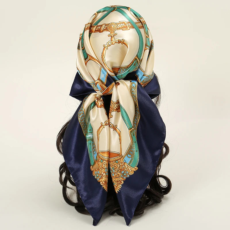 Bufanda Cuadrada de Satén para Mujer – Hijab Elegante y Accesorio Versátil 2025