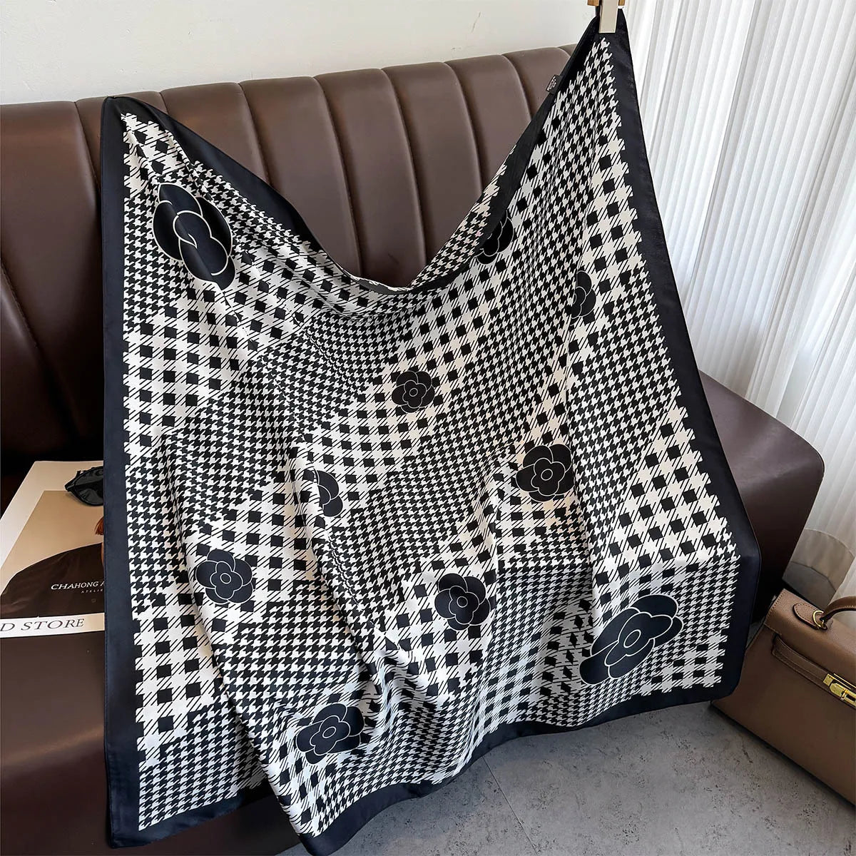 Bufanda cuadrada de 90x90Cm, sensación de sarga de seda, chales y chales para la cabeza para mujer, pañuelos para el cuello con estampado de árbol para el cabello de lujo, Hijab, Bandana Pashmina